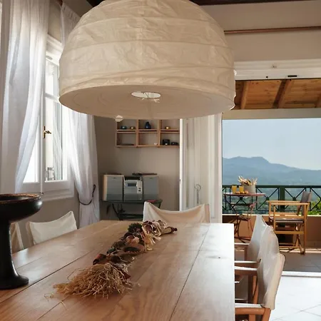 Nios House Panoramic Casa vacanze Karousádes