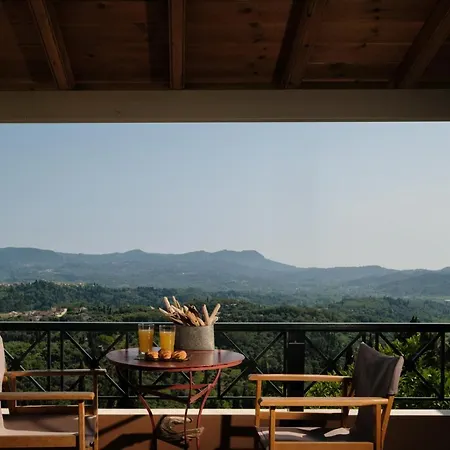 Case de vacanță Nios House Panoramic